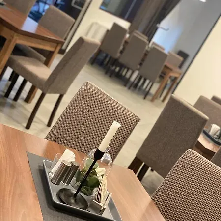 Zebetinsky Dvur 3*